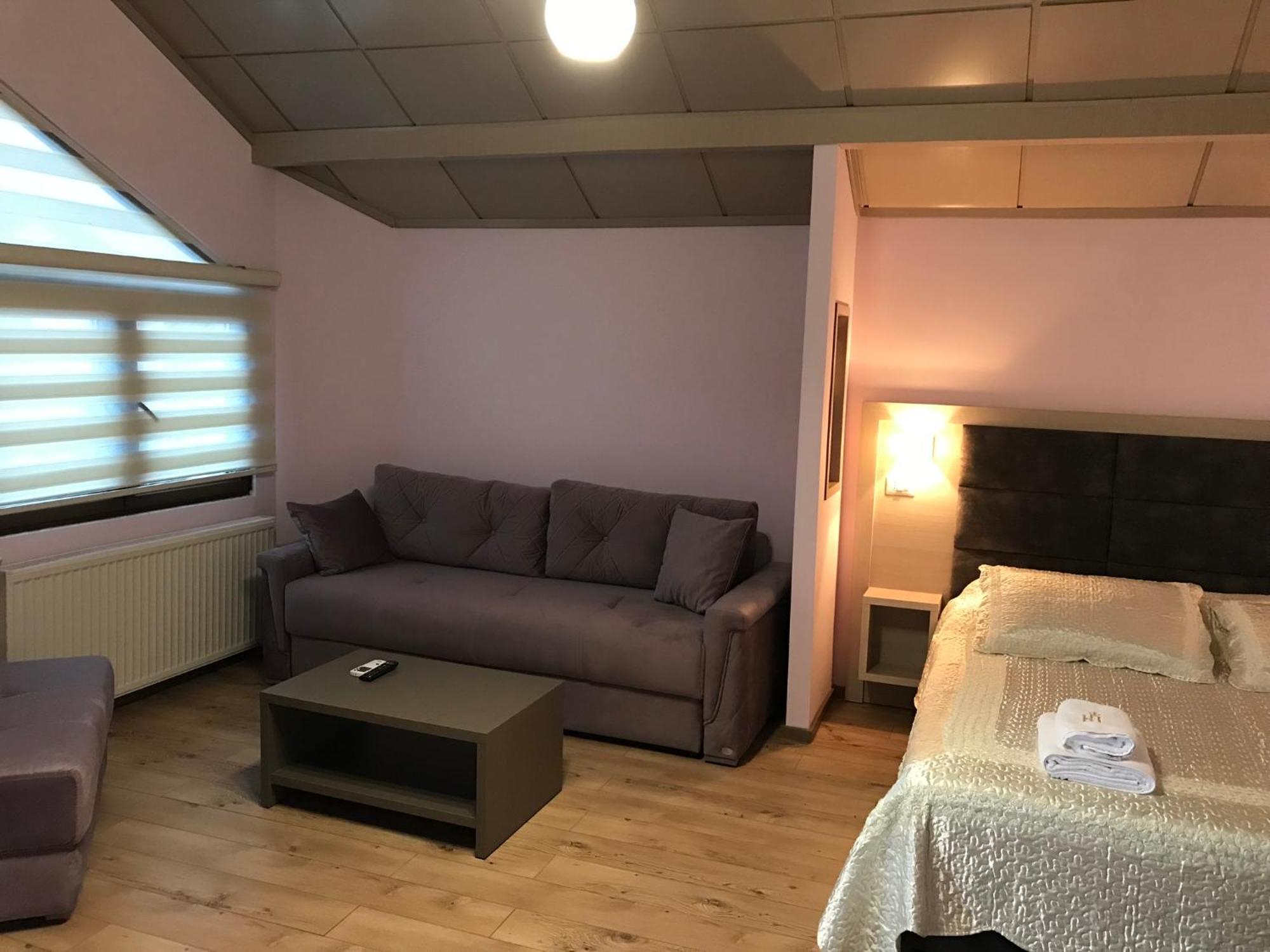 Hotel Lyhnidas Udenisht Eksteriør bilde